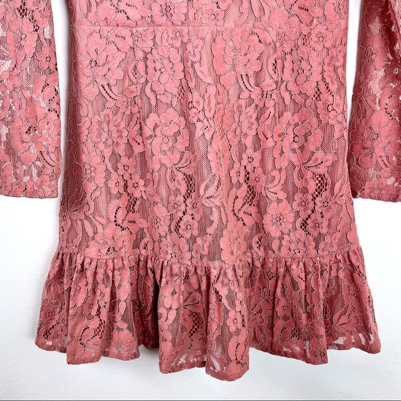Francescas Miami Long Sleeve Lace Dress - Picture 3 of 7